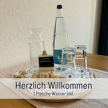 Staywest52 - Balkon, Wlan, Parkplatz Apartamento